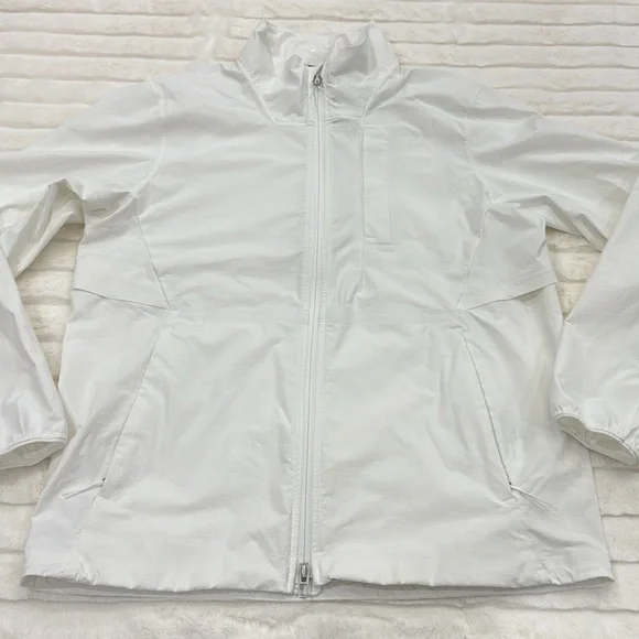Lululemon Sojourn Windbreaker Jacket - Picture 6 of 12